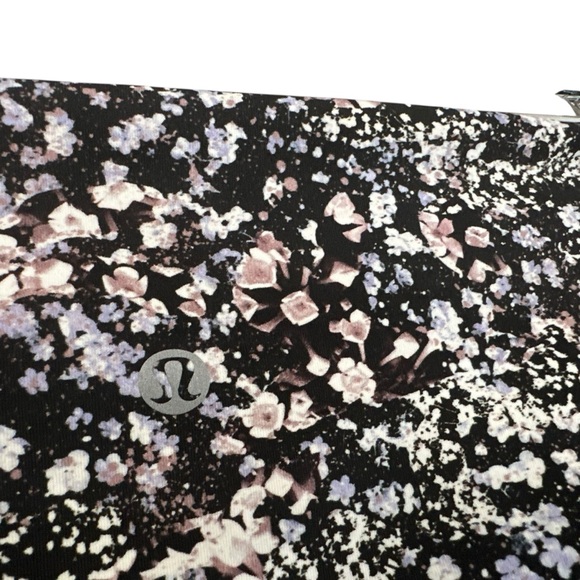 Lululemon Wunder Under Crop II Size 10 Roll Down Scallop Luxtreme 24" Floral - Picture 7 of 10